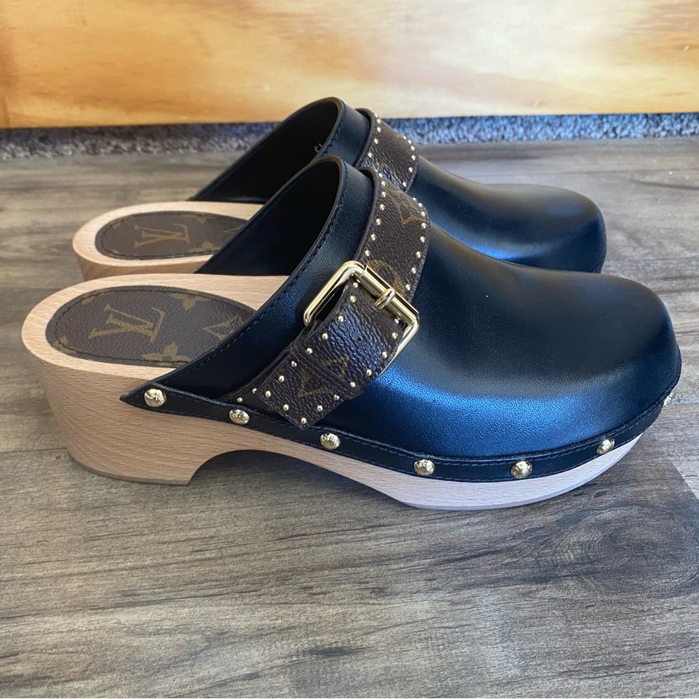 SOLD DO NOT BUY Louis Vuitton Black/Monogram Leather Clogs